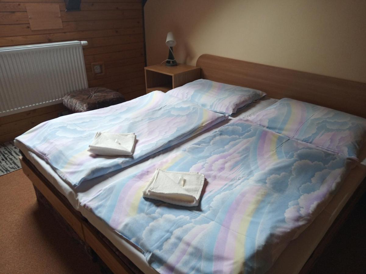 Penzion Zatoka Liptovský Trnovec Exteriör bild