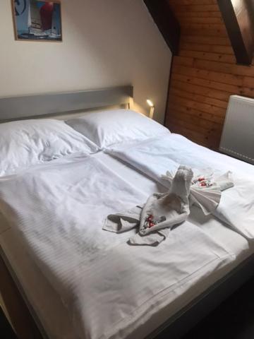 Penzion Zatoka Liptovský Trnovec Exteriör bild