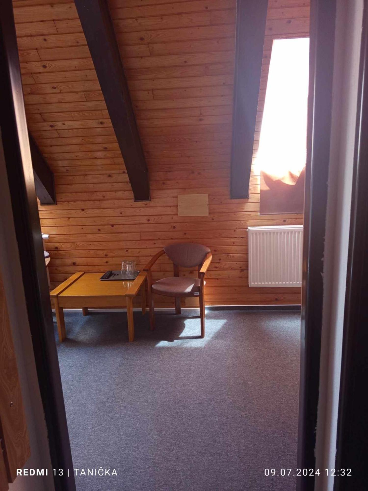 Penzion Zatoka Liptovský Trnovec Exteriör bild